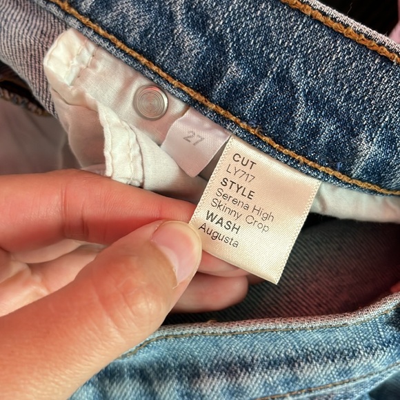 Reformation Serena High Skinny Crop Jeans Augusta Wash - Picture 6 of 6